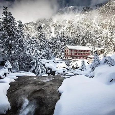 Apartament 32 M² Avec Balcon, Proche Telecabine Et Commodites, Entierement Equipe, Centre - Fr-1-401-237 Cauterets