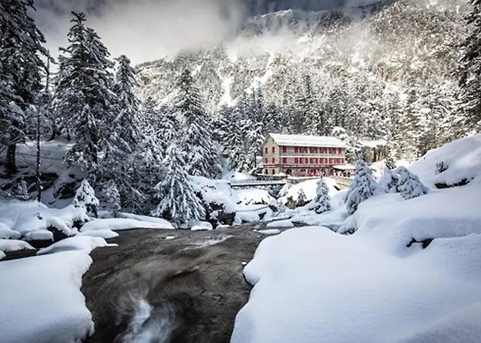 Appartement 32 M² Avec Balcon, Proche Telecabine Et Commodites, Entierement Equipe, Centre - Fr-1-401-237 Cauterets