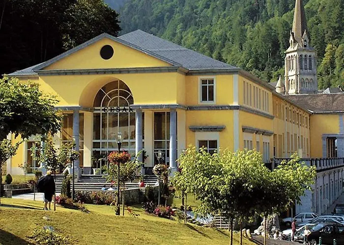 32 M² Avec Balcon, Proche Telecabine Et Commodites, Entierement Equipe, Centre - Fr-1-401-237 Appartement